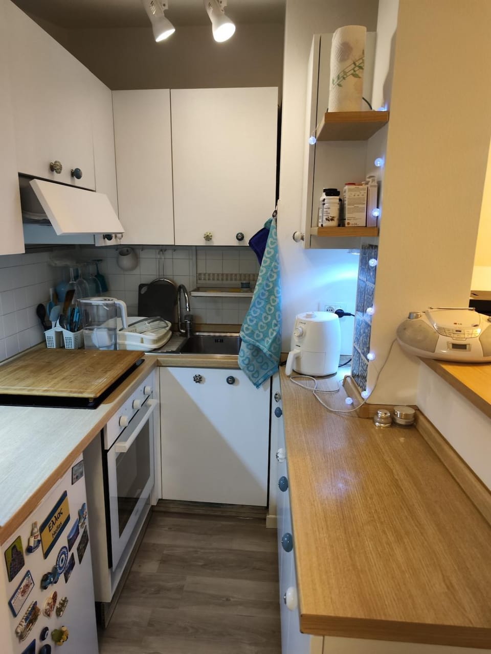 Kitchen or kitchenette, oven, stove