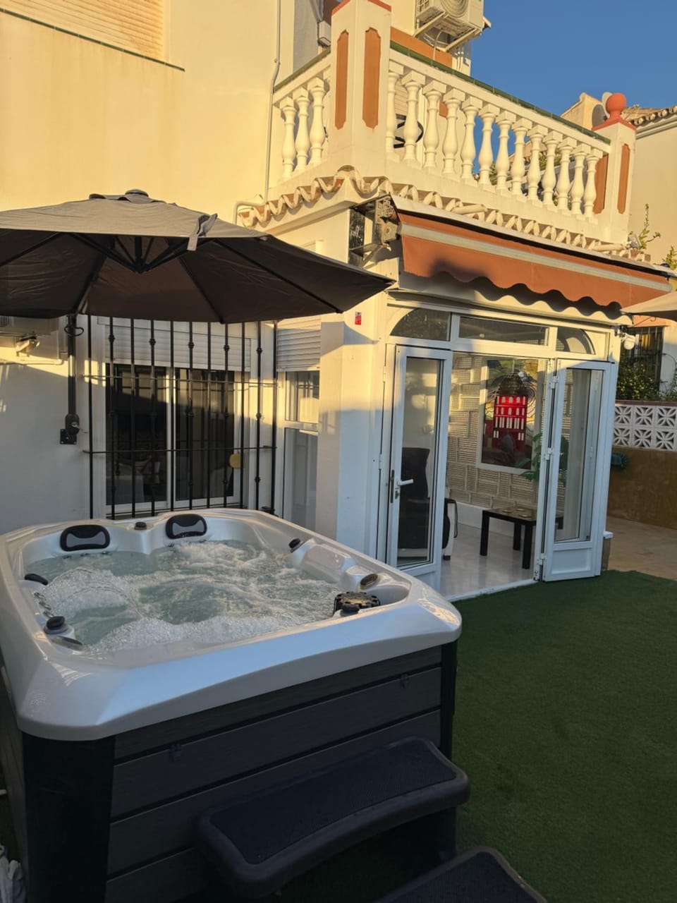 Patio, Garden, Hot Tub, Hot Tub, Balcony/Terrace