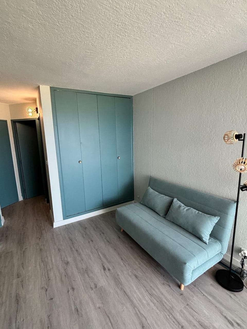 Living room, wardrobe