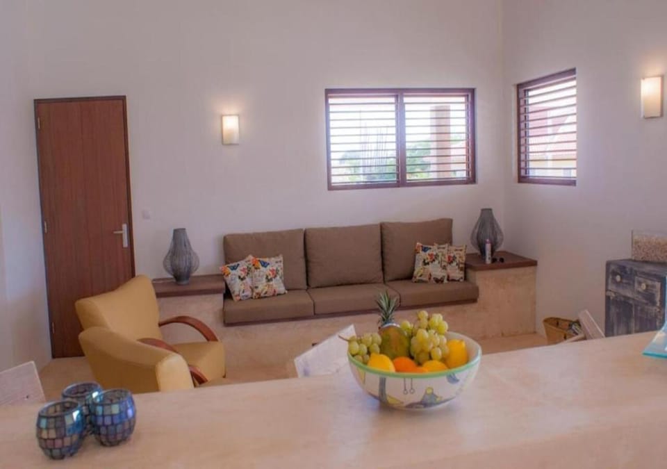 Property building, Seating area