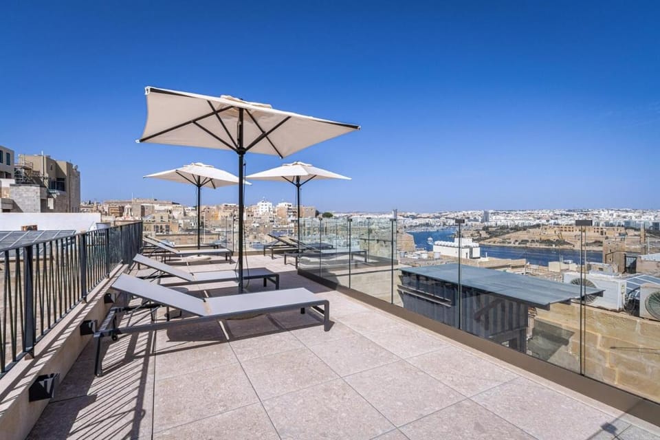 Old Theatre Suites - Elba Apartment in Valletta