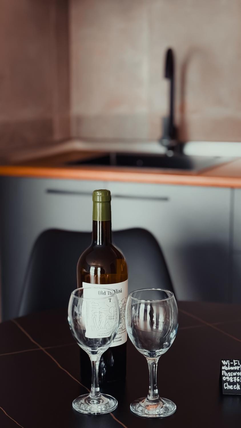 Drinks, kitchen