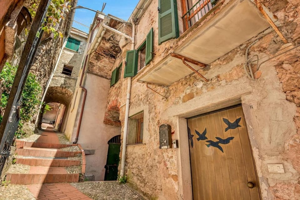 LaCollina Mountain view Apartment in Levanto
