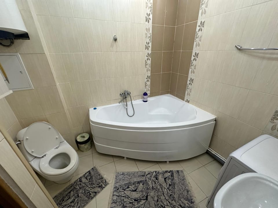 Toilet, Bathroom, Bath