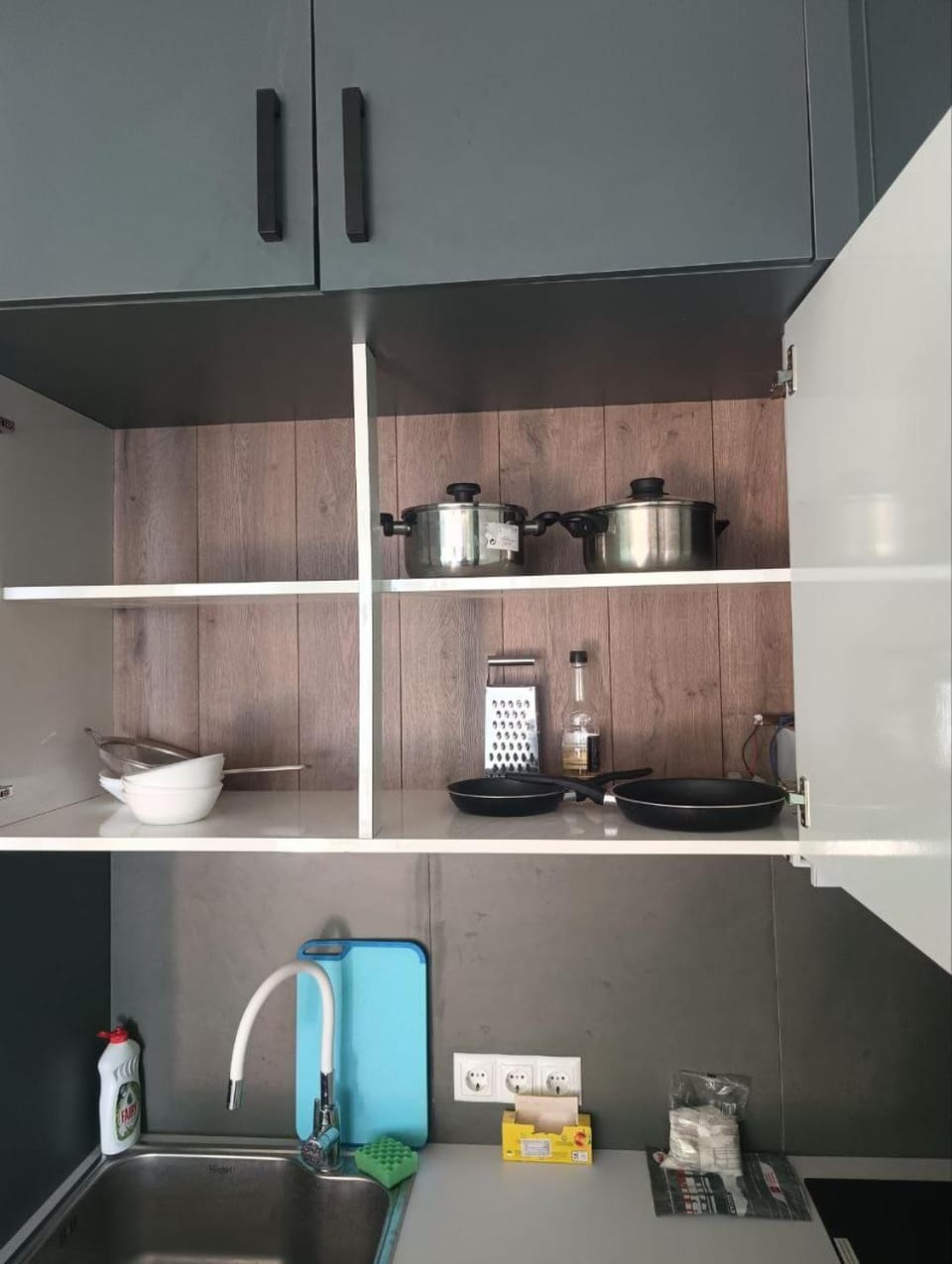 Coffee/tea facilities, Kitchen or kitchenette