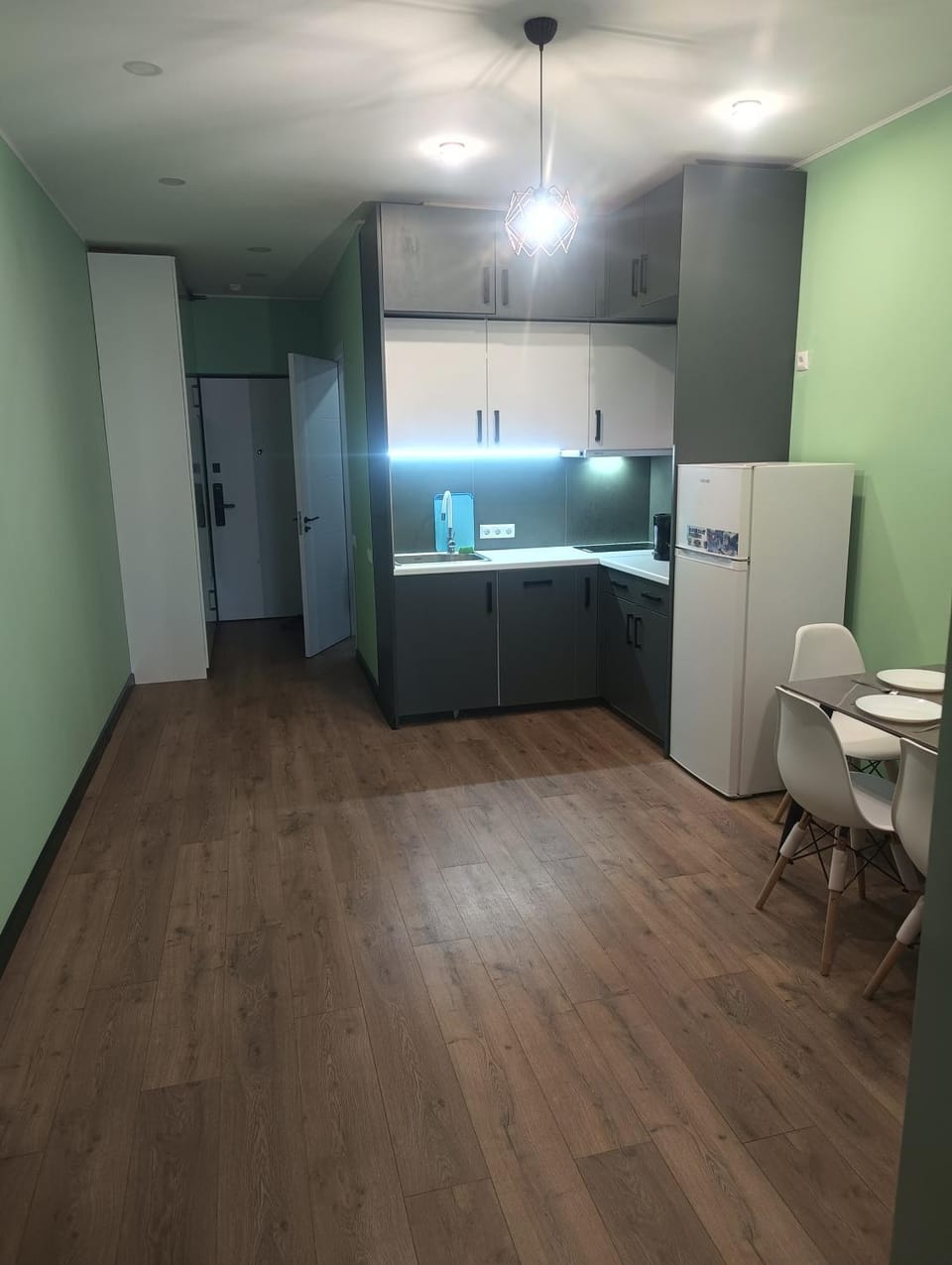 wardrobe, kitchen