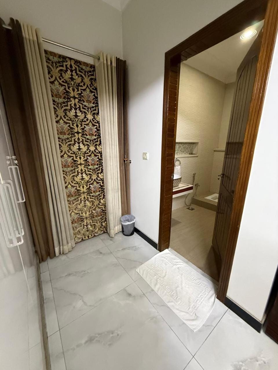 Revere Inn Family Guest House Islamabad Bed and Breakfast in Islamabad