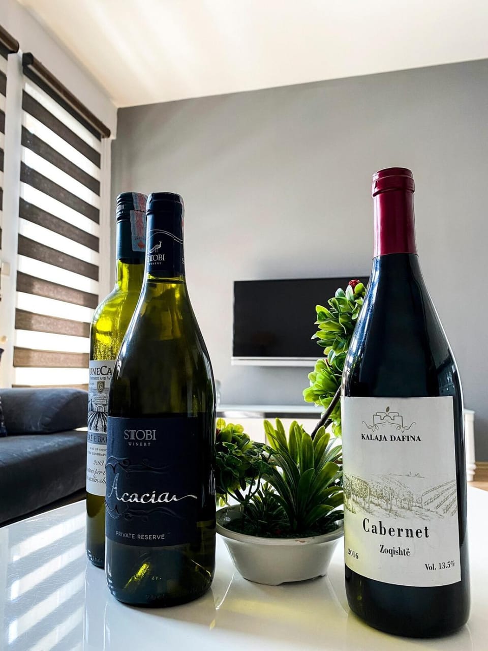 Communal lounge/ TV room, Food and drinks, Evening entertainment, Drinks, Alcoholic drinks