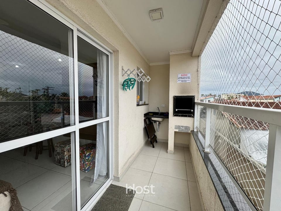 Apto com Churrasqueira e Piscina em região central Apartment in Ubatuba