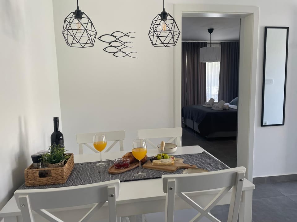 Dining area, Bedroom