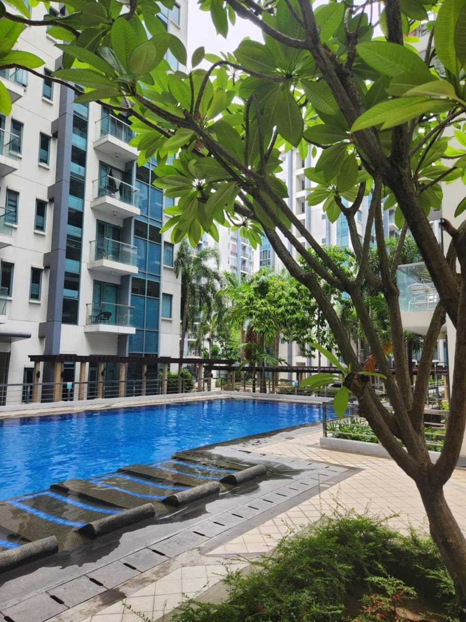 Staycation By JEM - Across NAIA T3 in Newport City Apartment hotel in Pasay