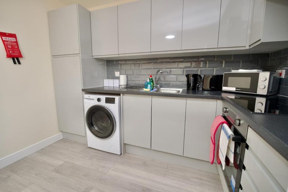 Warwick Row Apartments Coventry City Centre - Flat 5 Apartment in Coventry