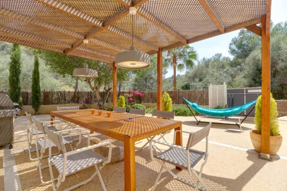 Exclusive Palma Villa with Modern Amenities, 1001 Villa in Serra de Tramuntana