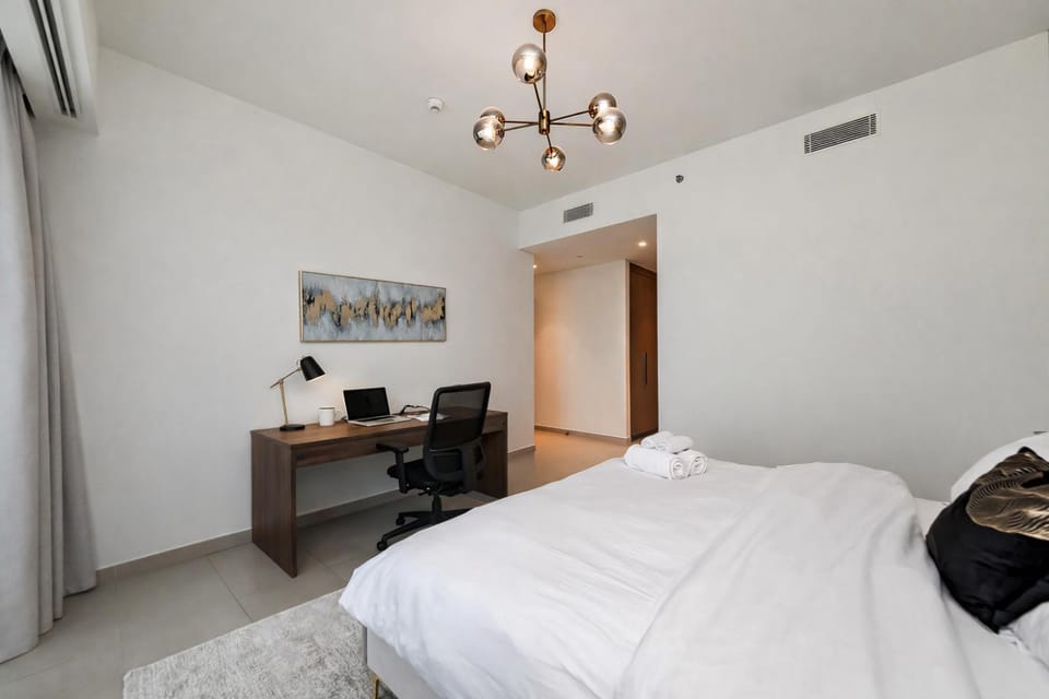 Burj View Stylish 3BR with Maids Room in Act One Tower Downtown Apartment in Dubai