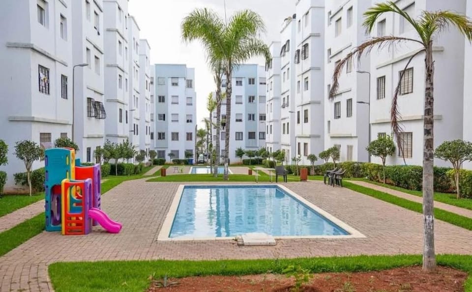 Garden, Swimming pool
