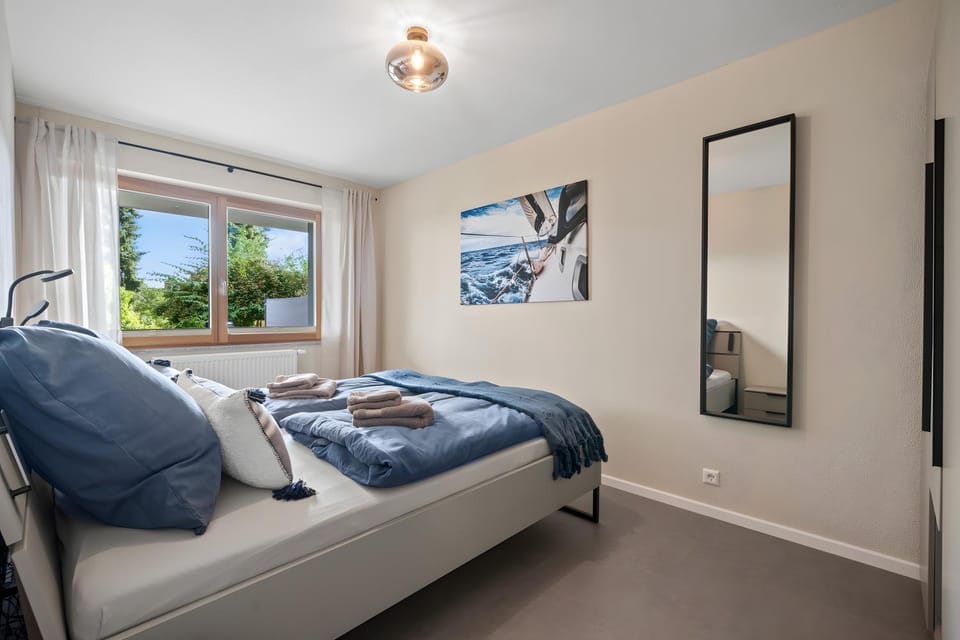 Living room, Bedroom