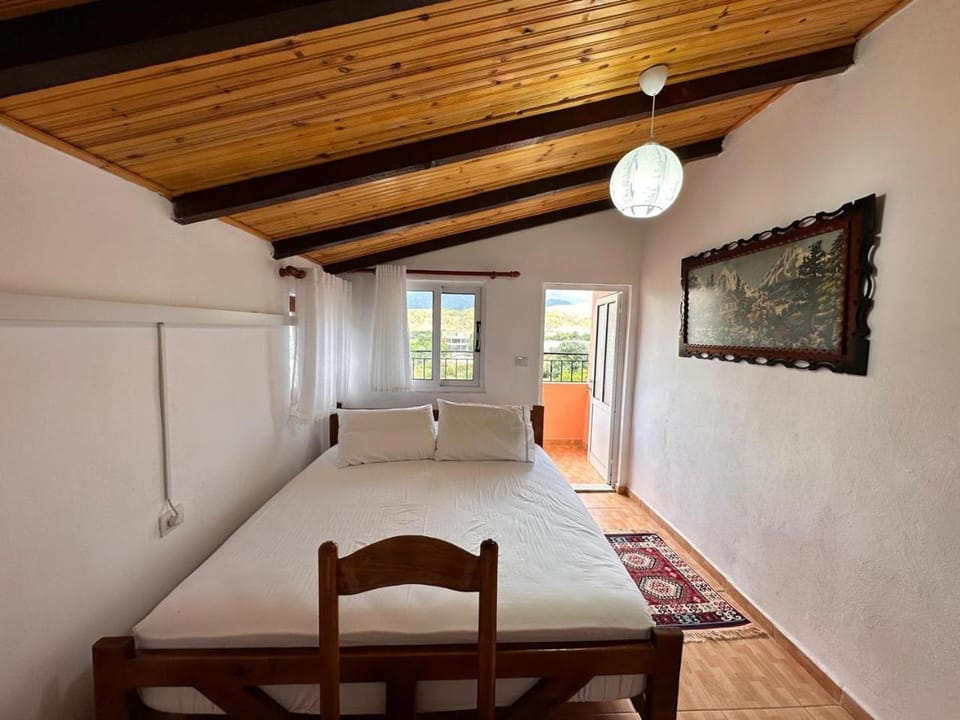Zholi Guest House Bed and Breakfast in Vlorë County, Albania