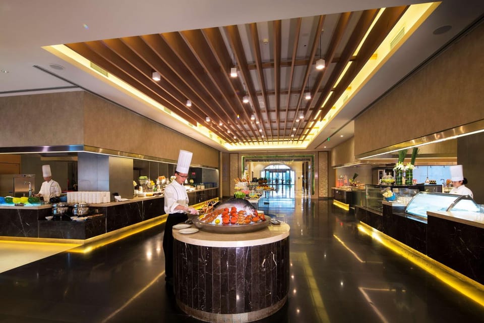 Restaurant/places to eat, Restaurant/places to eat