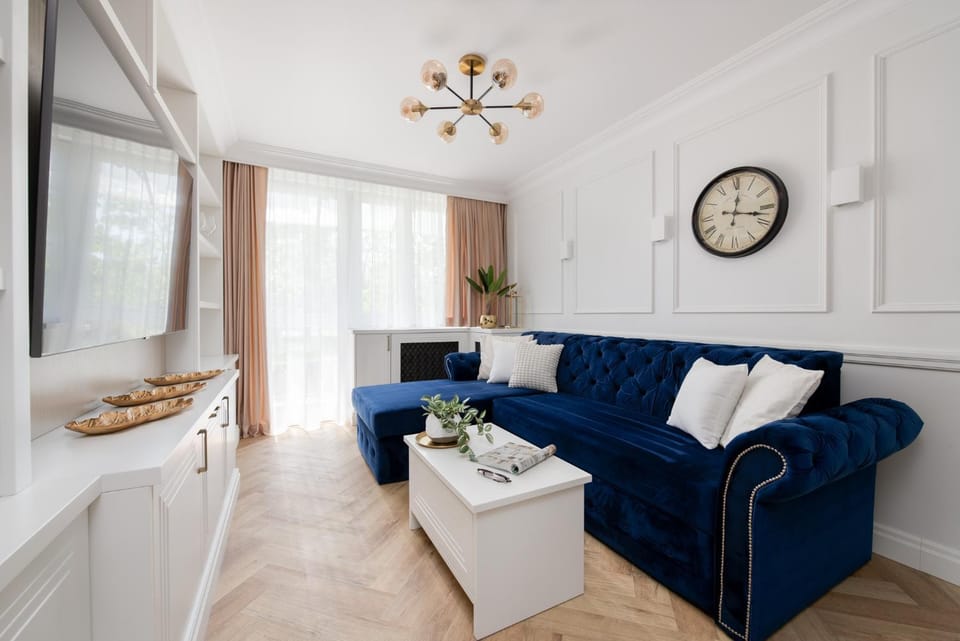 TV and multimedia, Balcony/Terrace, Living room, Seating area, internet, air conditioner