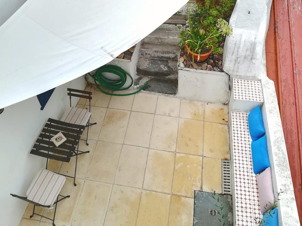 Patio, Garden, Balcony/Terrace