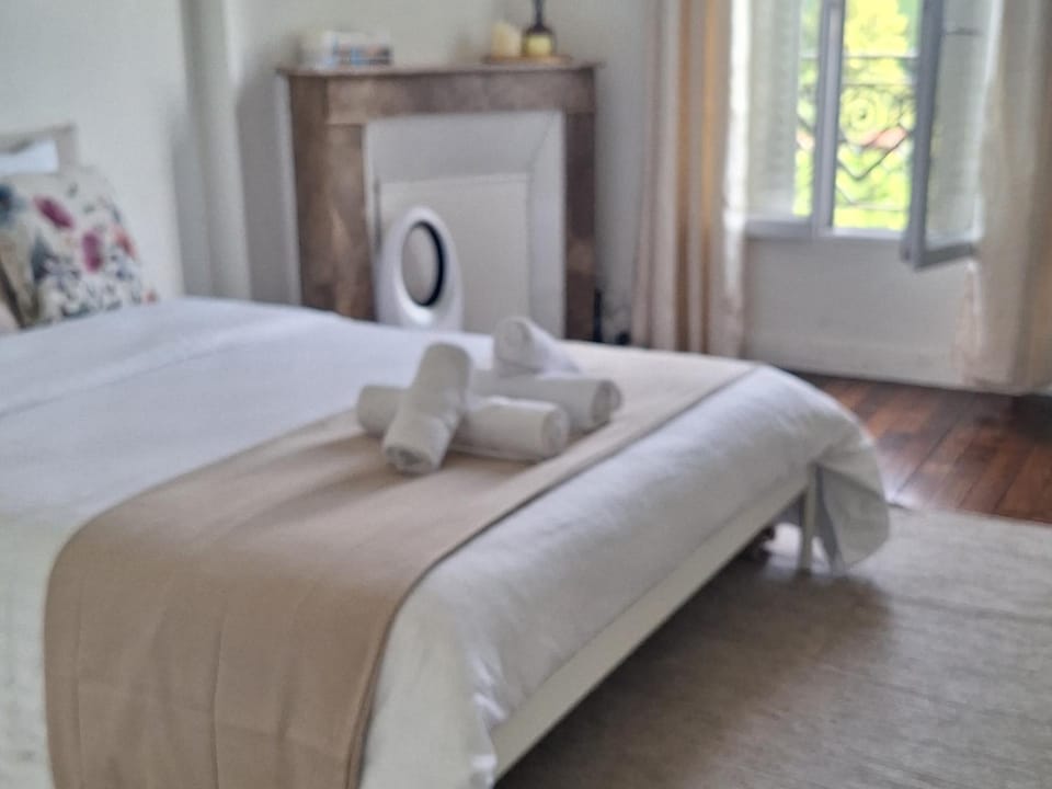 Carnet2voyages Gennevilliers Studio Budget Confort Apartment in Île-de-France