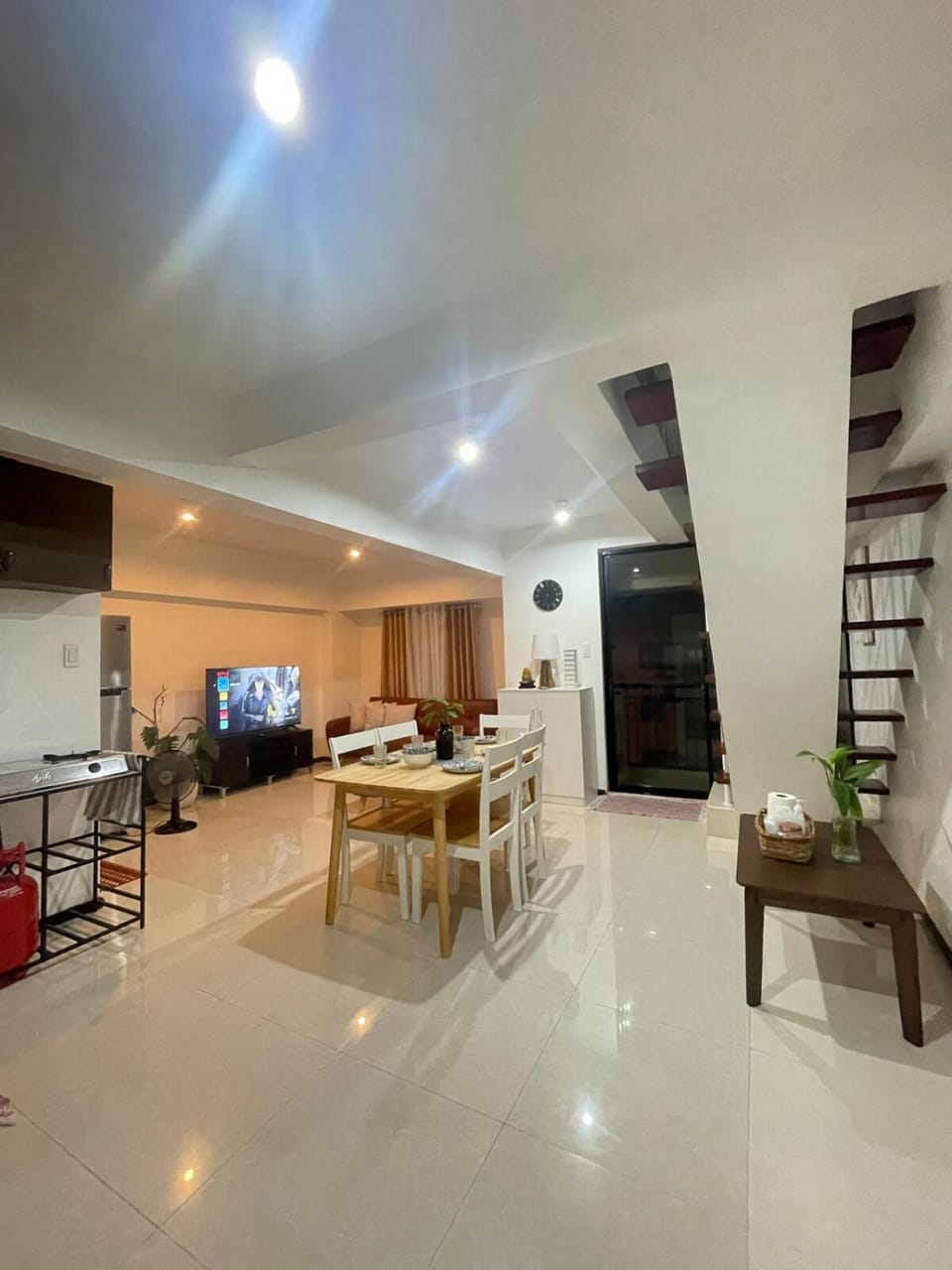 Affordable Family Loft Condo near Mactan Airport by A&C Apartment in Lapu-Lapu City