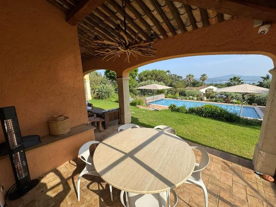 Sea view villa - South facing - Grimaud, France Villa in Grimaud