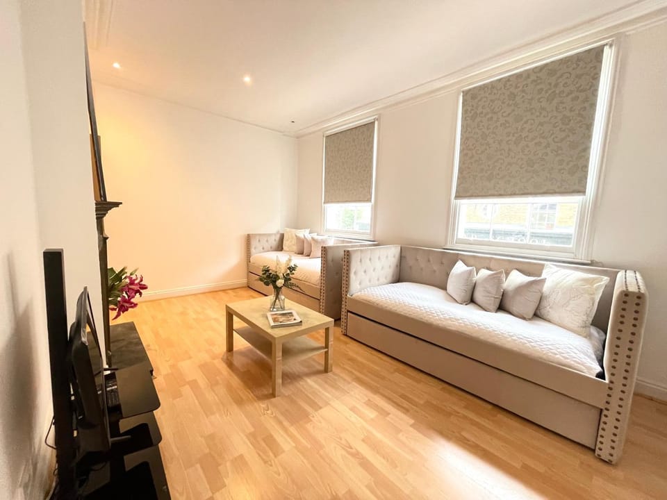 Central London Holiday House Apartment in City of Westminster