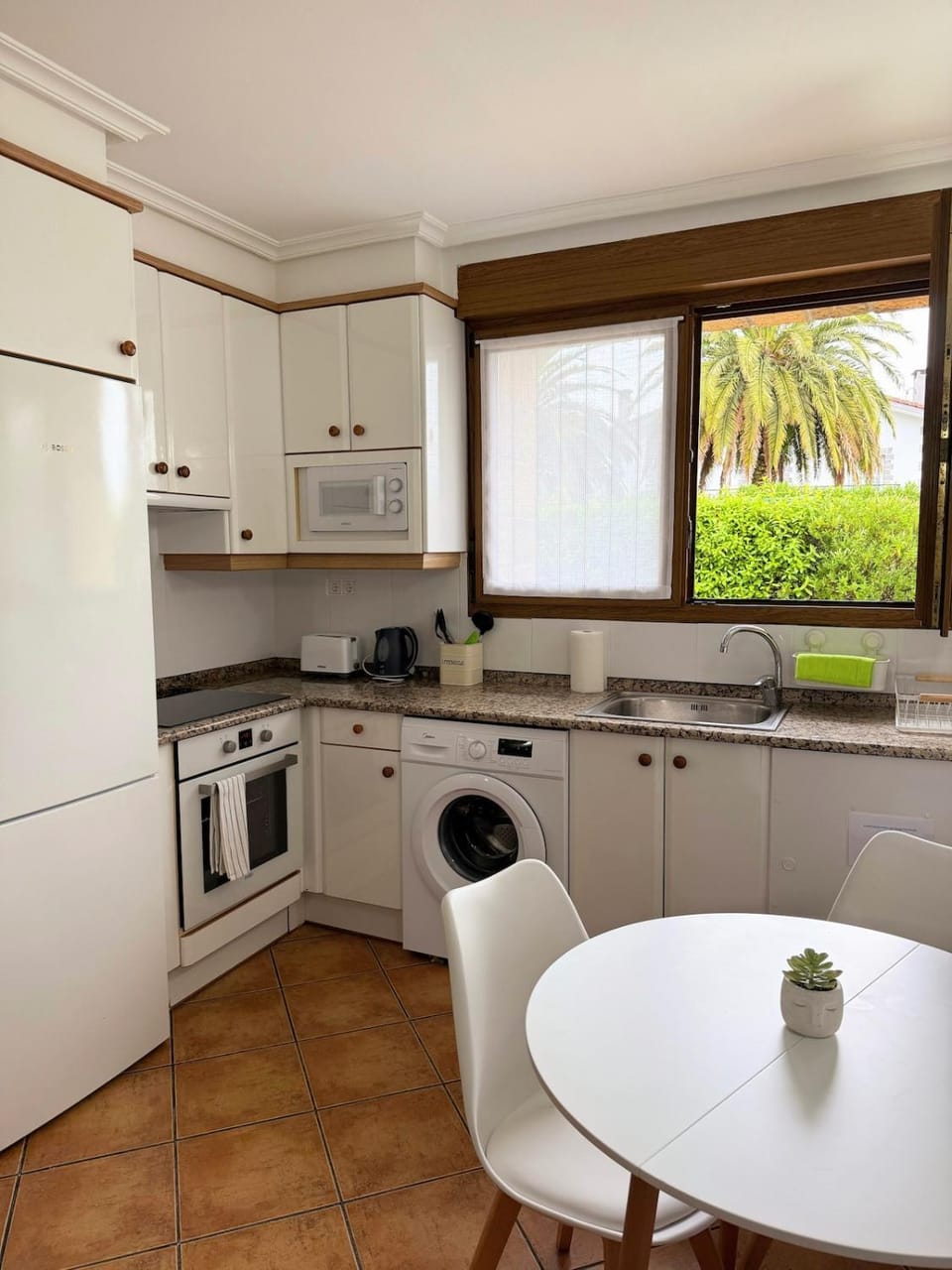 Apartamento con jardin y parking privado Apartment in Basque Country