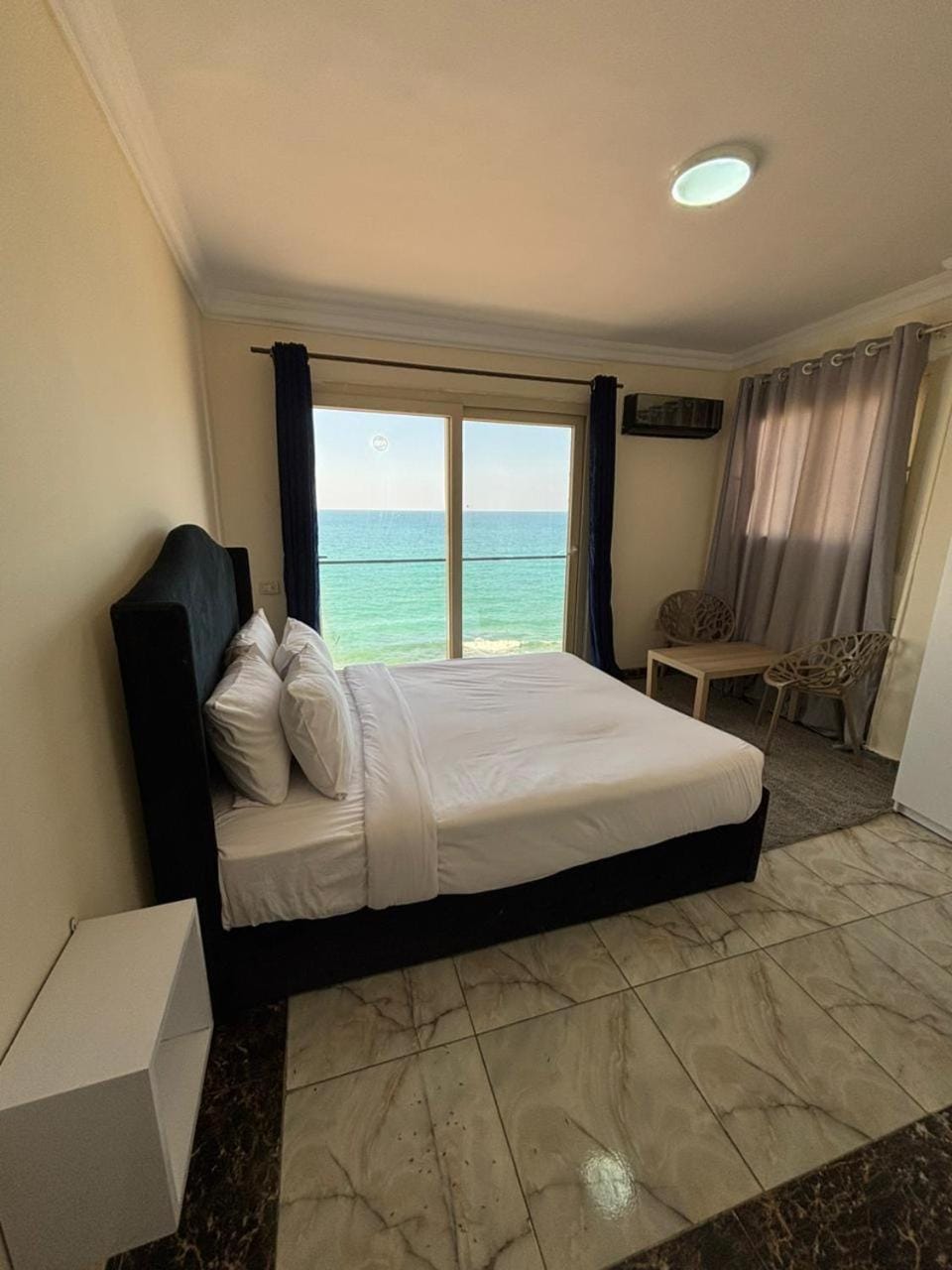 Bed, Sea view