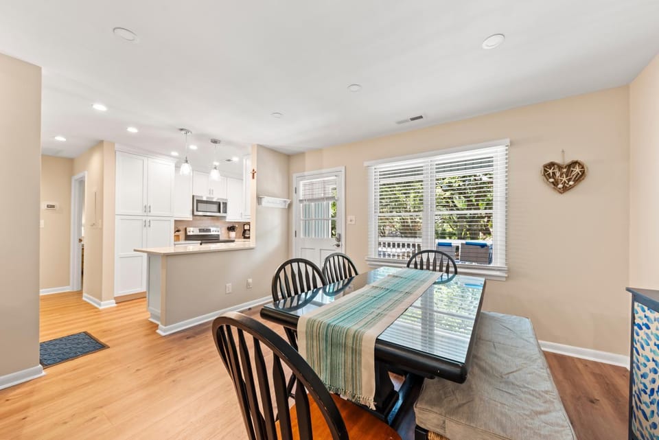 548 Tarpon Pond Cottage House in Seabrook Island
