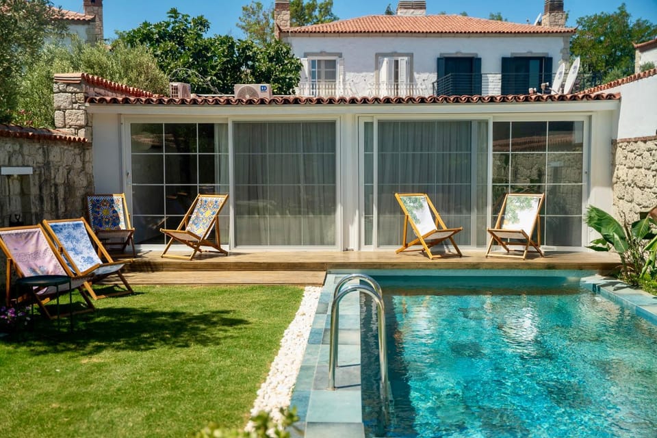 Pool view