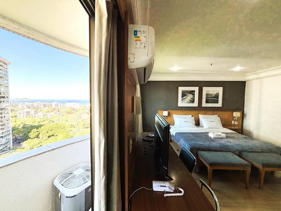 Apartamento com Estrutura de Hotel na Barra Apartment in Rio de Janeiro
