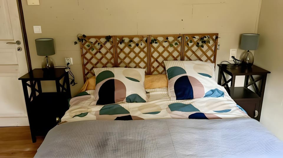 Living room, Bedroom