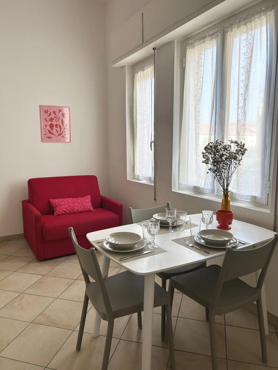Living room, Dining area
