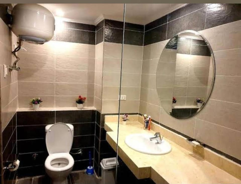 فندق فنادير باي Apartment in Hurghada