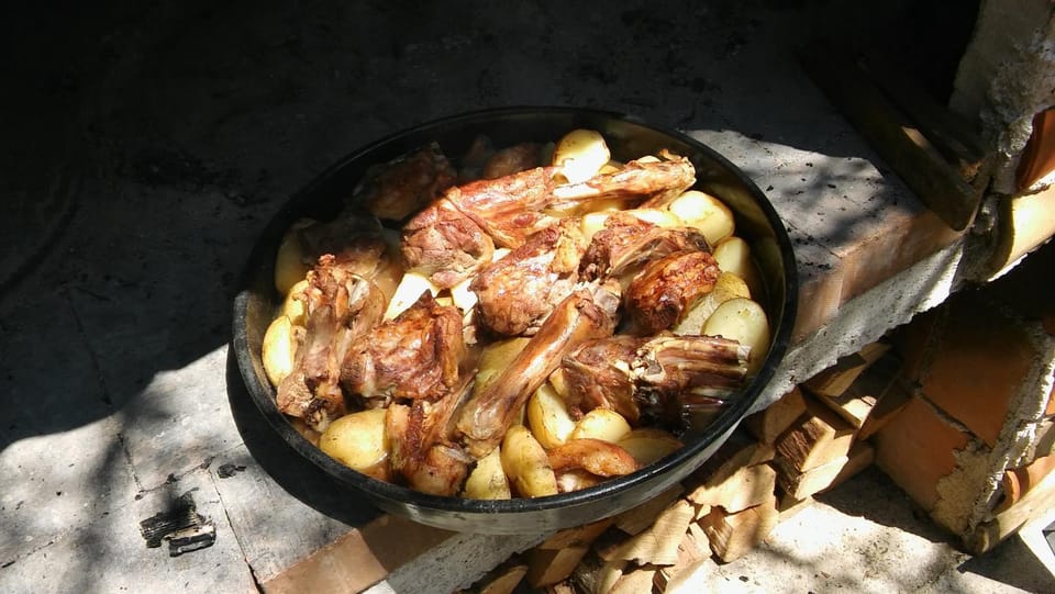 Food close-up, BBQ facilities, Garden