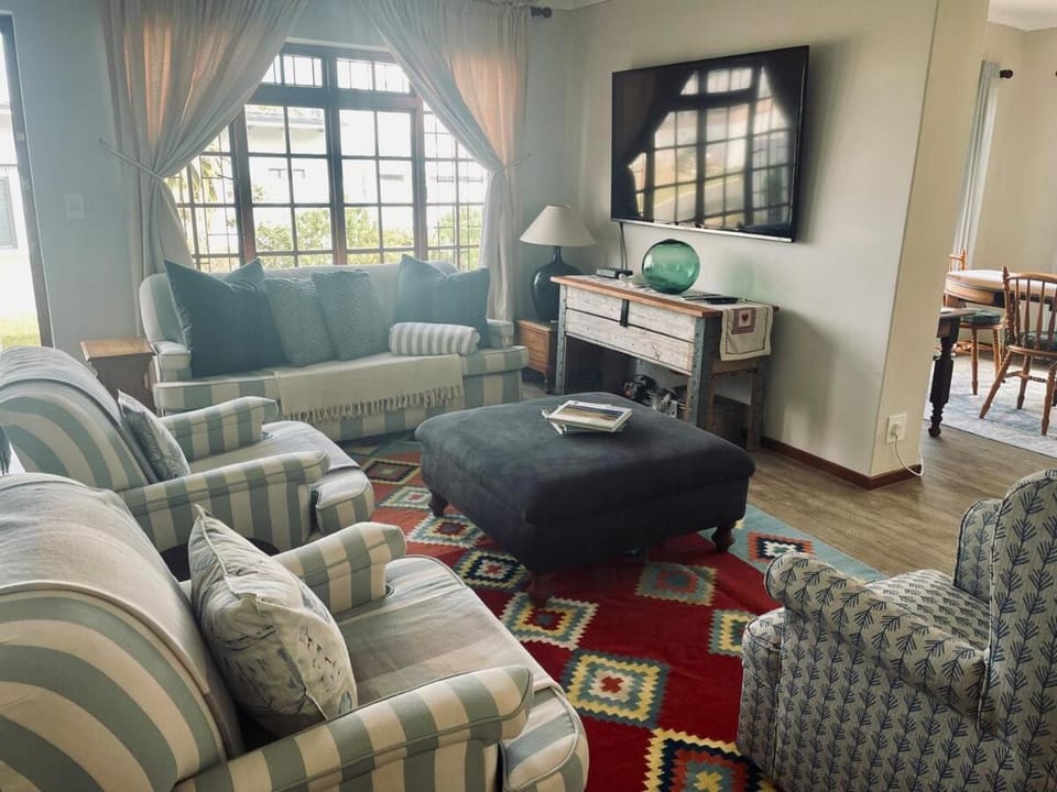 Voelklip Holiday Home House in Hermanus