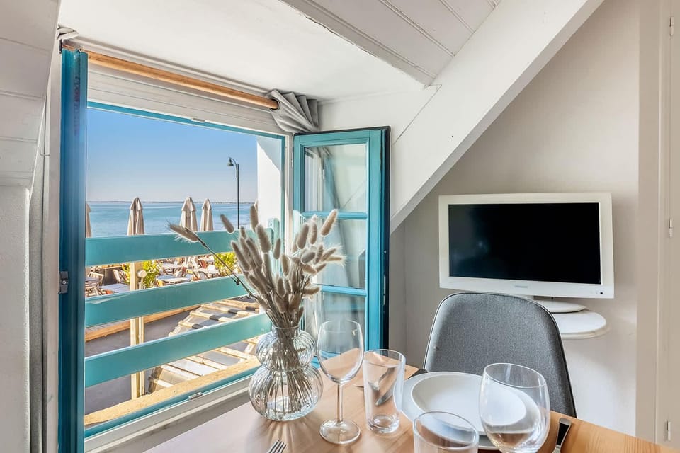 Bord de l'eau 5 - Studio - Sea view Apartment in Cancale