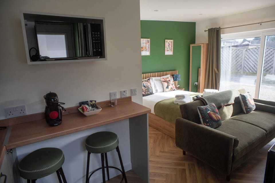 Cloudhowe Cottage Ensuite Rooms & Studio Inverness Bed and Breakfast in Inverness