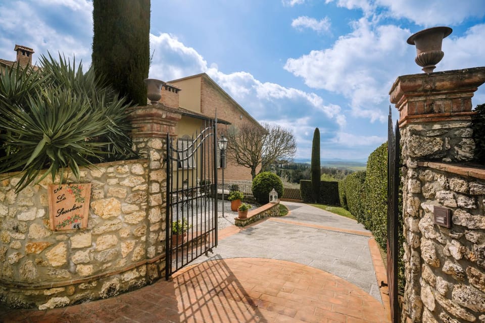 La Sassolina House in Tuscany