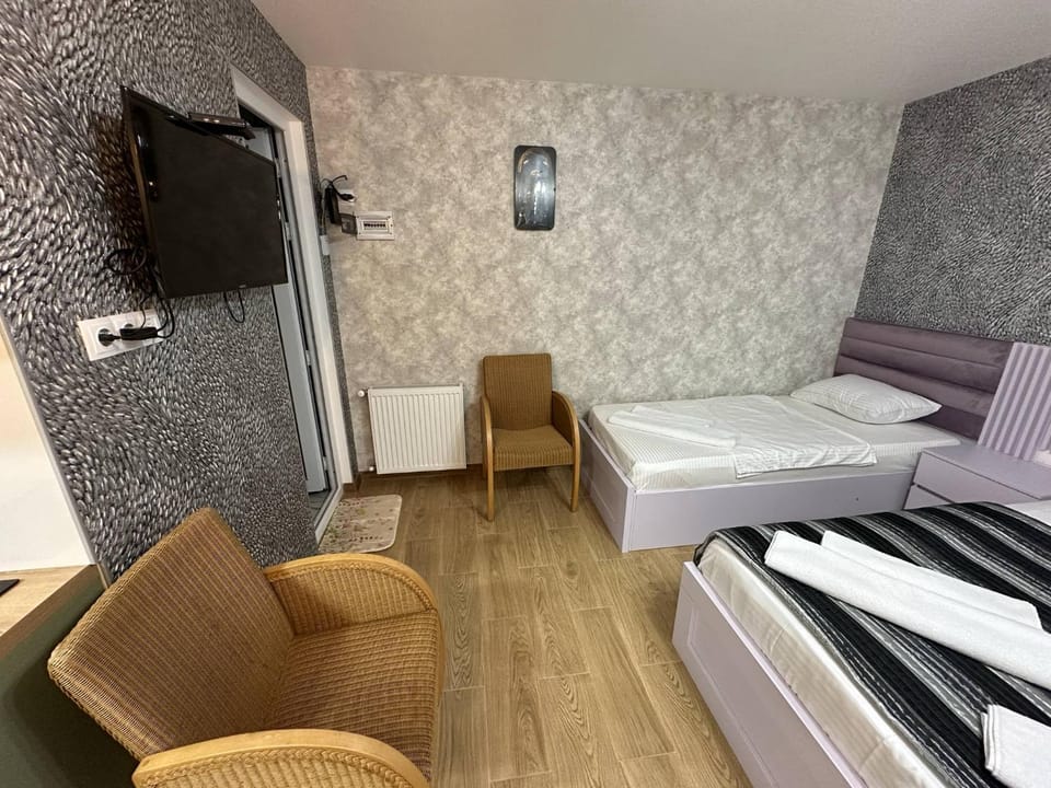 Living room, Photo of the whole room, Bedroom
