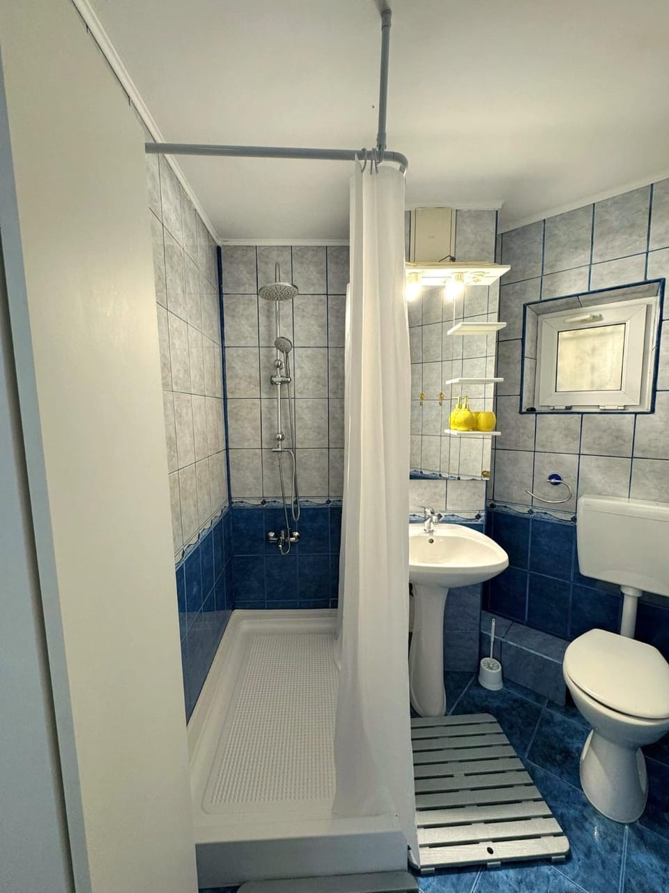 Lemon Faleză Apartment in Constanta