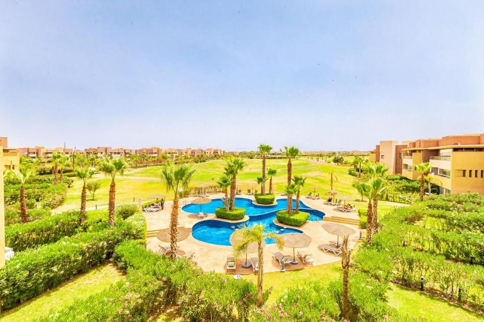 Luxurious 3BR by to the pool Apartment in Marrakesh
