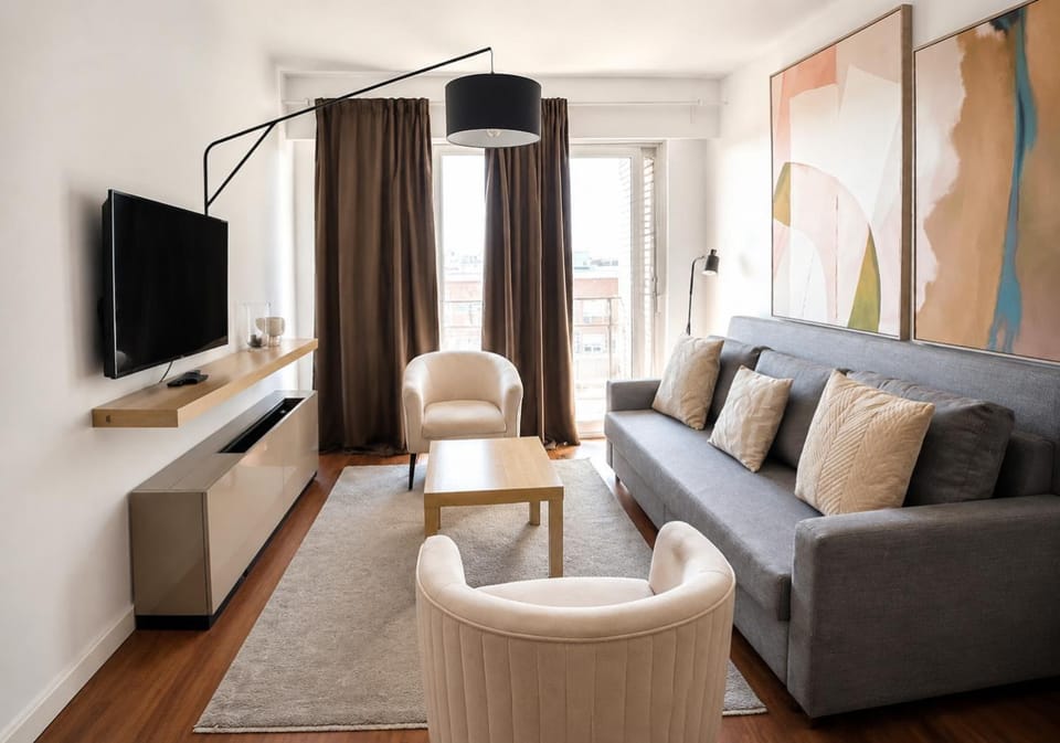 Communal lounge/ TV room, TV and multimedia, Living room, Seating area