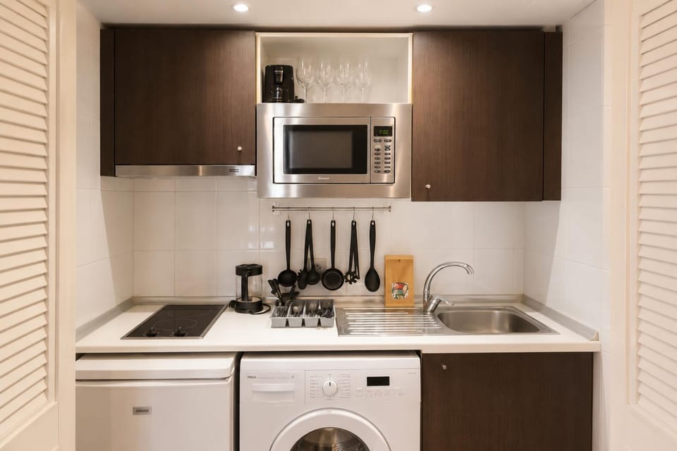 Kitchen or kitchenette, stove