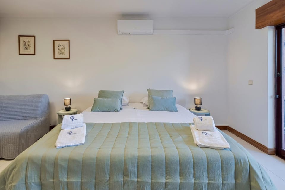 Regina Beach House - By Y Concept Apartment in Setubal District