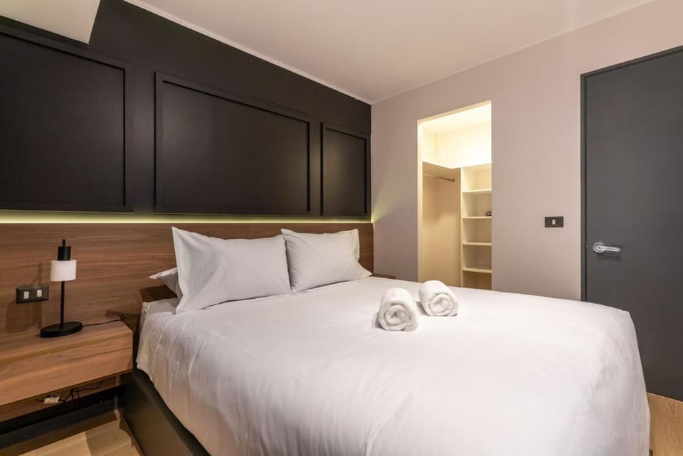 Bed, Photo of the whole room, Bedroom, wardrobe