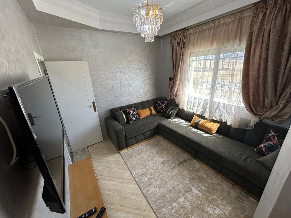 TV and multimedia, Seating area
