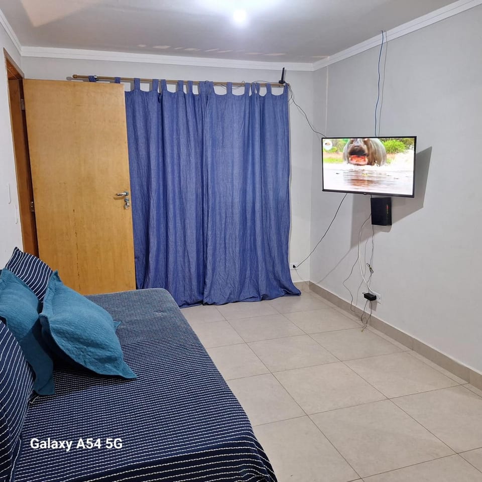 CASA - 2 minutos do aeroporto - 3 qtos com ar House in Campo Grande
